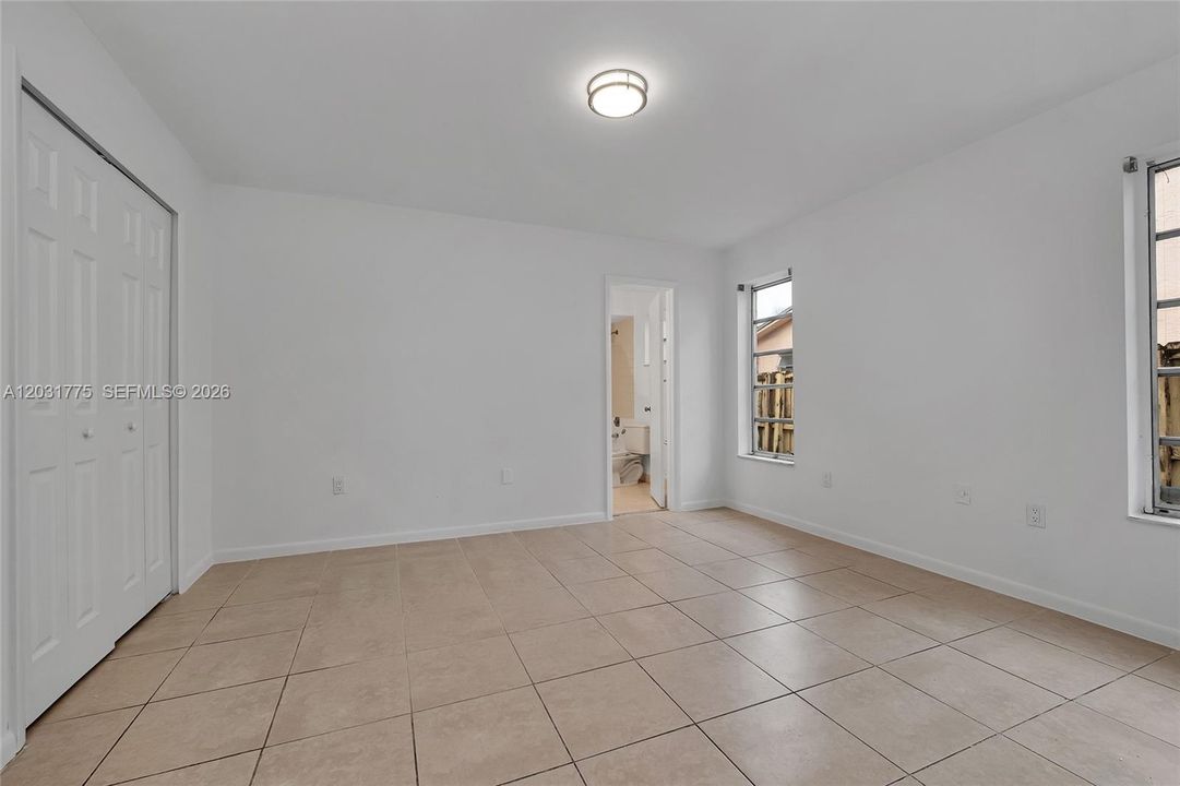 For Sale: $564,000 (3 beds, 2 baths, 1338 Square Feet)