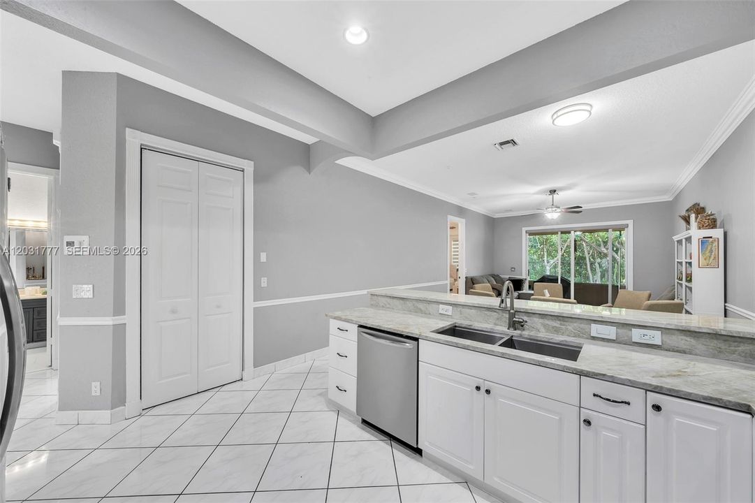 For Rent: $3,750 (3 beds, 2 baths, 1697 Square Feet)