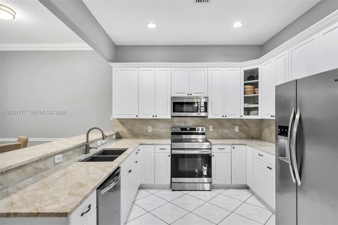 For Rent: $3,750 (3 beds, 2 baths, 1697 Square Feet)