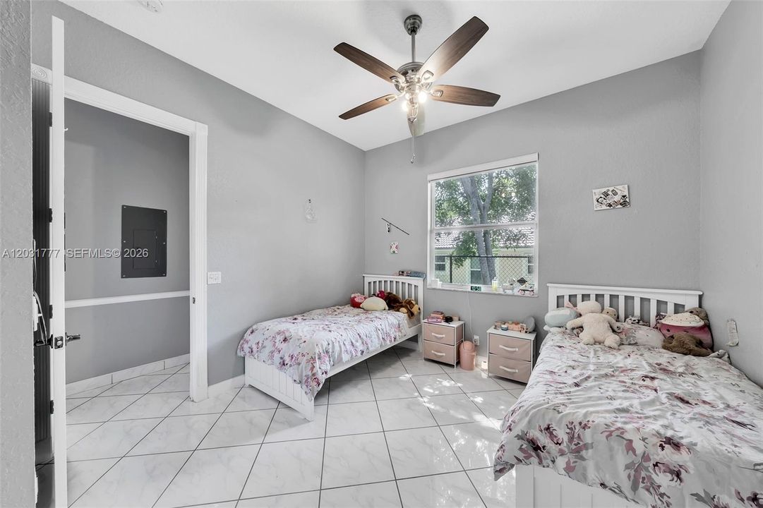 For Rent: $3,750 (3 beds, 2 baths, 1697 Square Feet)