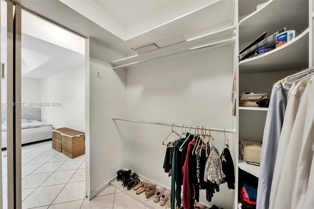 For Rent: $3,750 (3 beds, 2 baths, 1697 Square Feet)