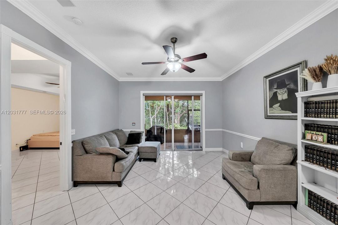 For Rent: $3,750 (3 beds, 2 baths, 1697 Square Feet)