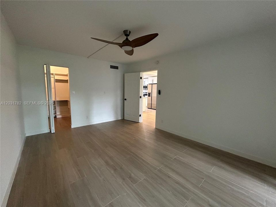 For Rent: $1,695 (1 beds, 1 baths, 700 Square Feet)