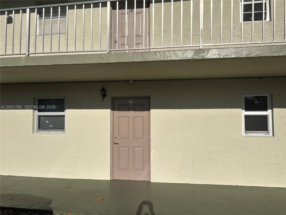 For Rent: $1,695 (1 beds, 1 baths, 700 Square Feet)