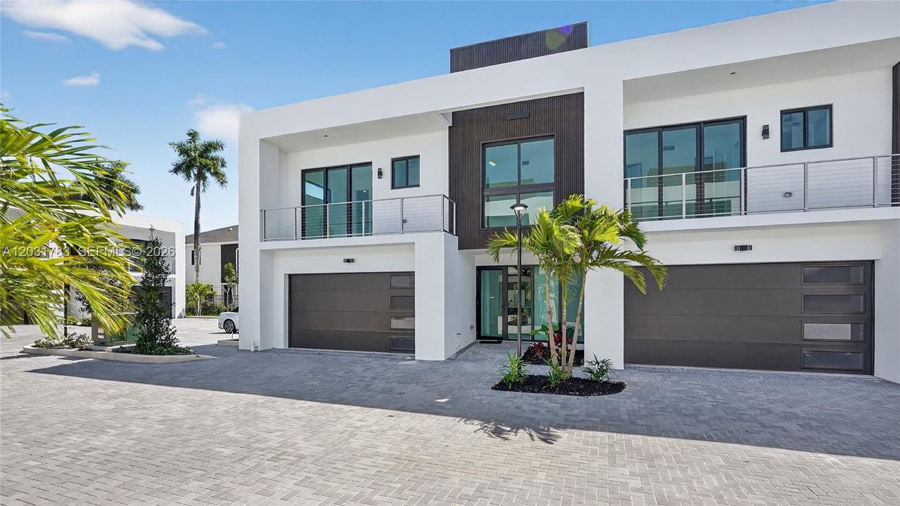 En Venta: $1,399,000 (3 camas, 2 baños, 2100 Pies cuadrados)