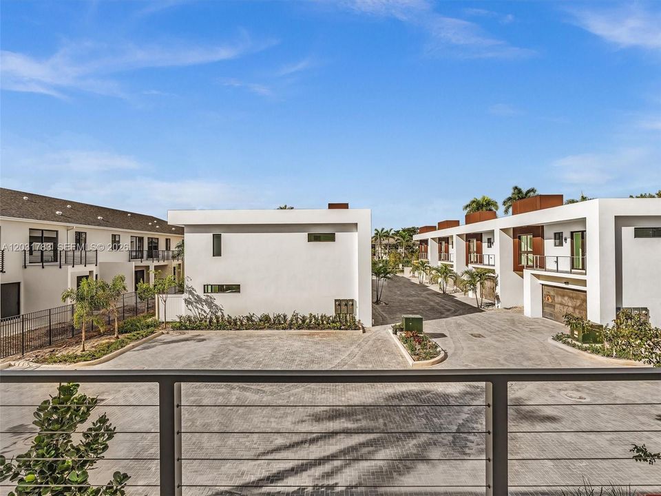 En Venta: $1,399,000 (3 camas, 2 baños, 2100 Pies cuadrados)