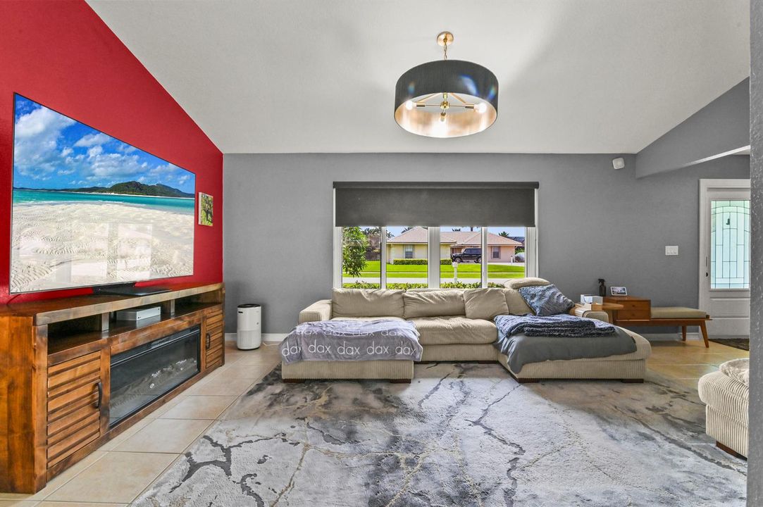05 Living room 02