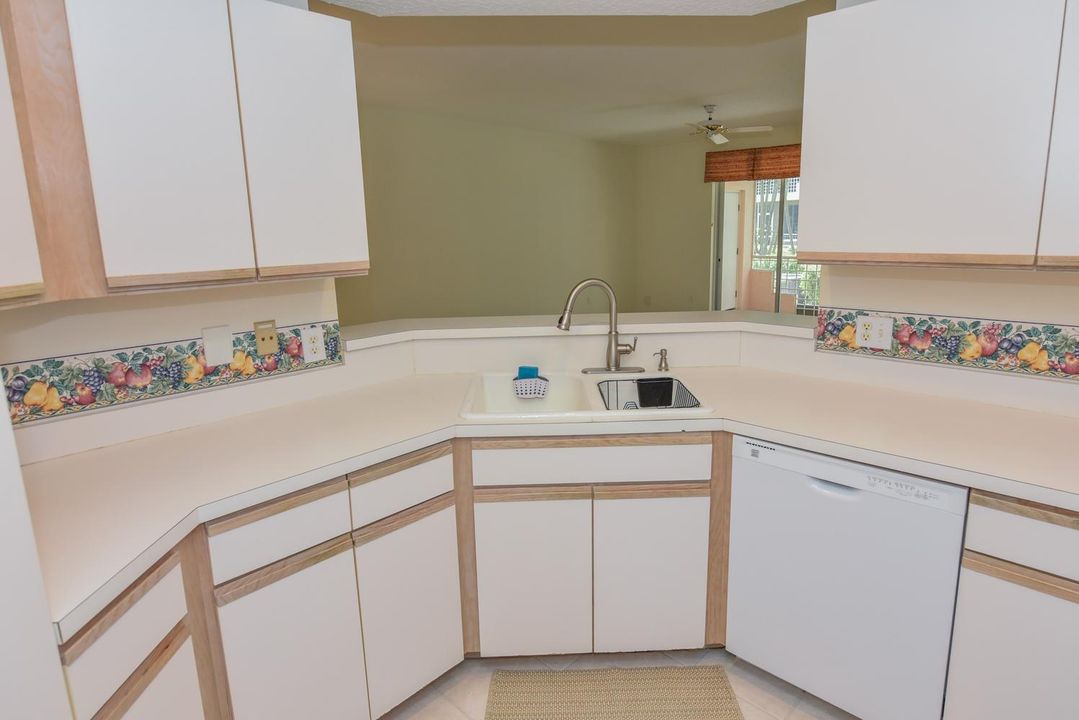 013-008-201 Muirfield Ct-1498x1000
