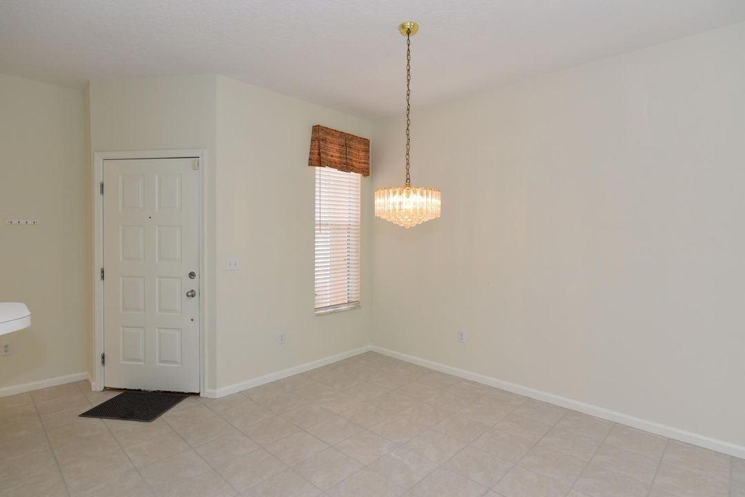 007-015-201 Muirfield Ct-1498x1000