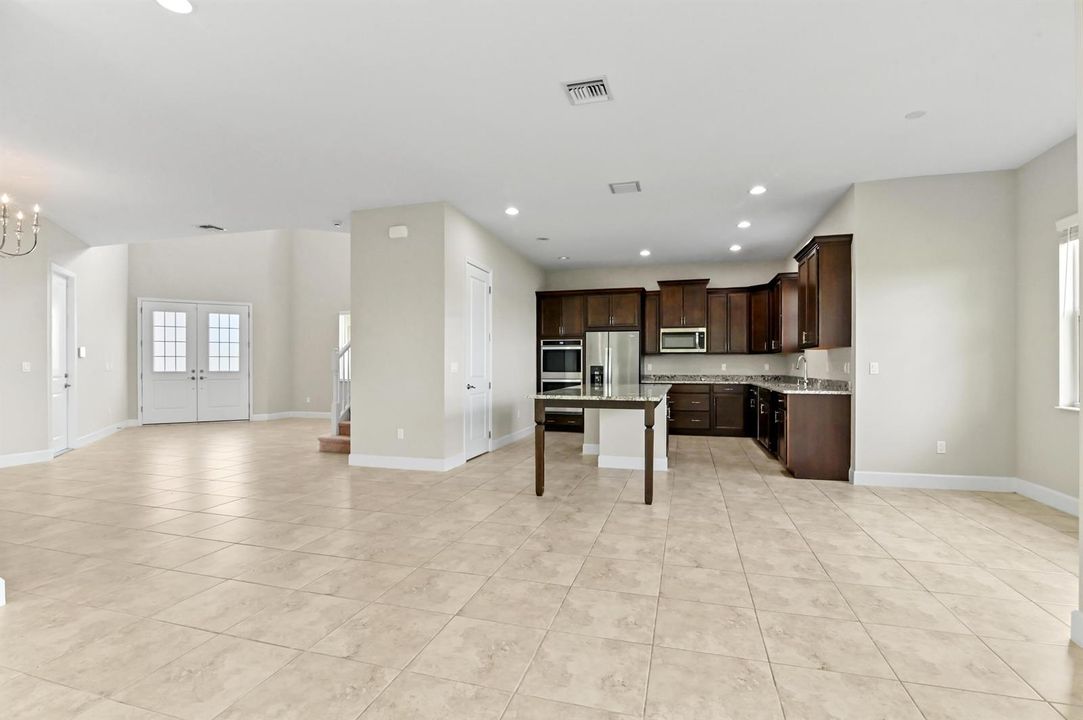 16 Kitchen 01
