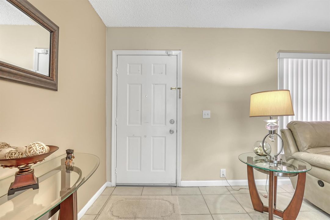 302 SW 8th (6)