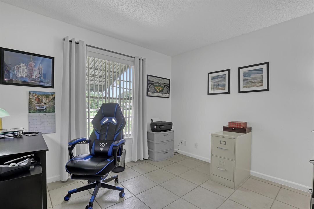 302 SW 8th (22)