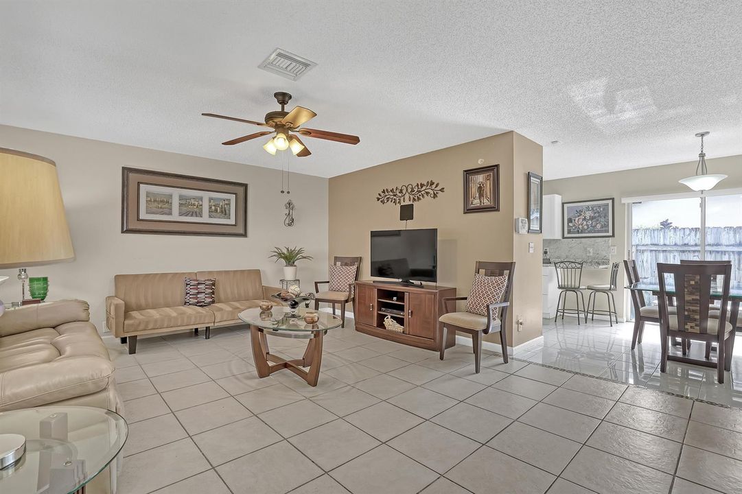 302 SW 8th (7)