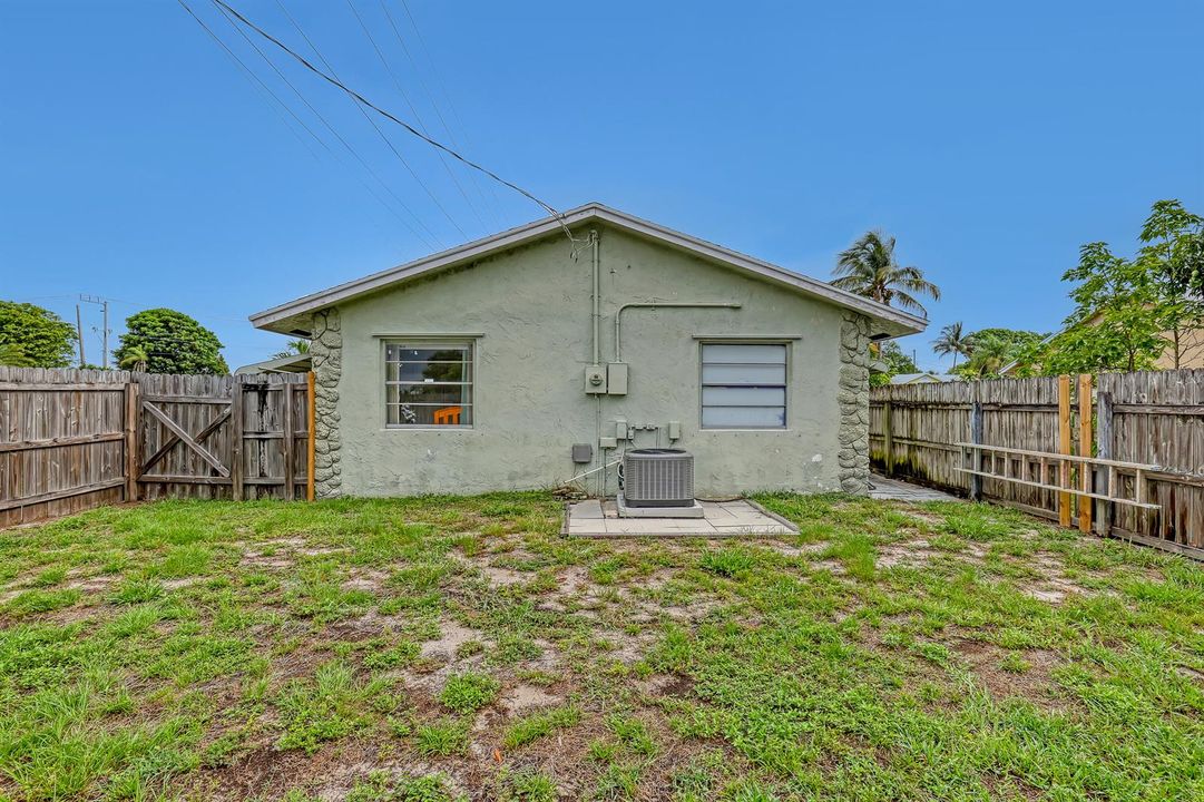 302 SW 8th (28)