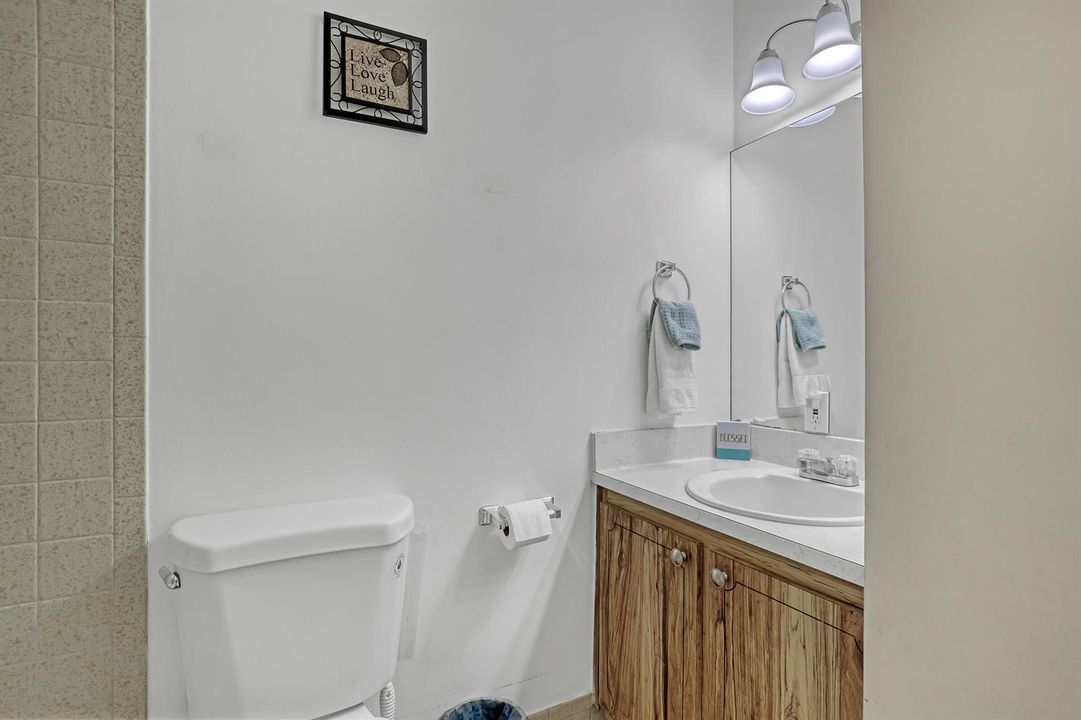 302 SW 8th (20)