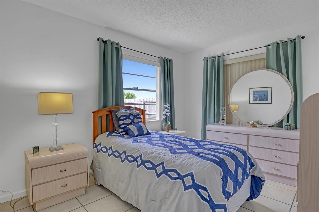 302 SW 8th (18)