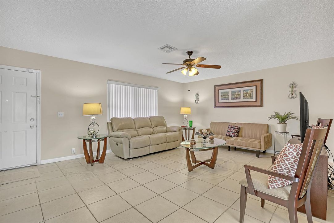 302 SW 8th (8)