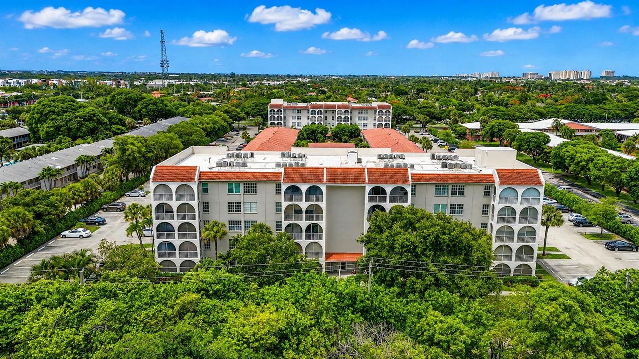 34-web-or-mls-250 NE 20th 523S (1)