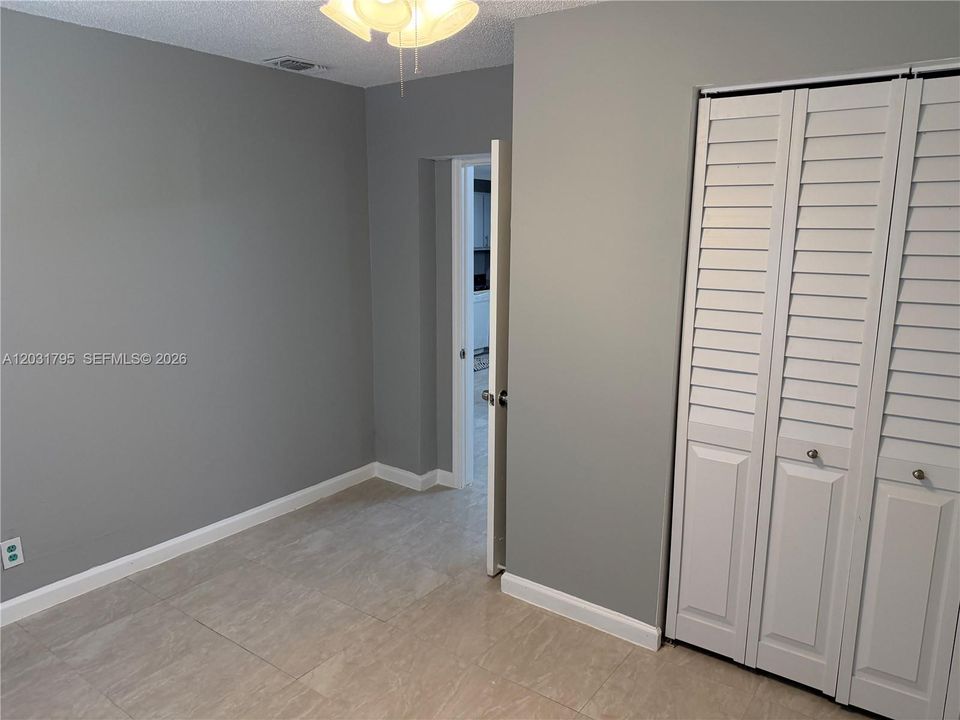 For Rent: $2,890 (4 beds, 2 baths, 1440 Square Feet)