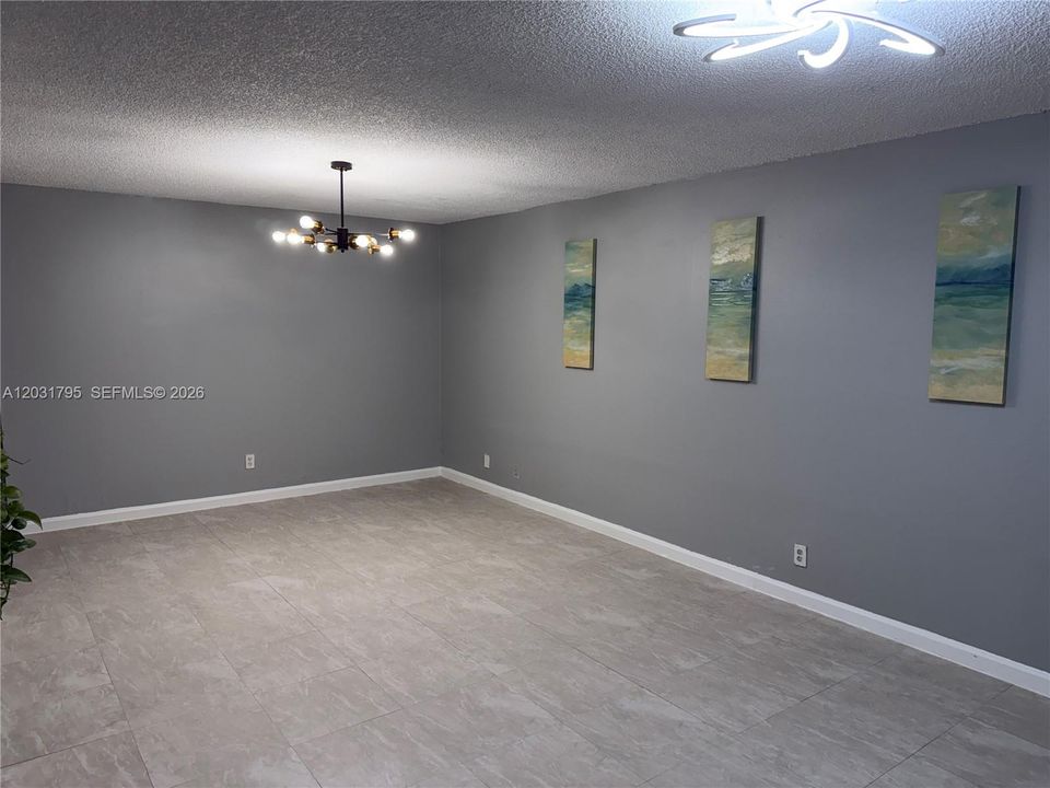 For Rent: $2,890 (4 beds, 2 baths, 1440 Square Feet)