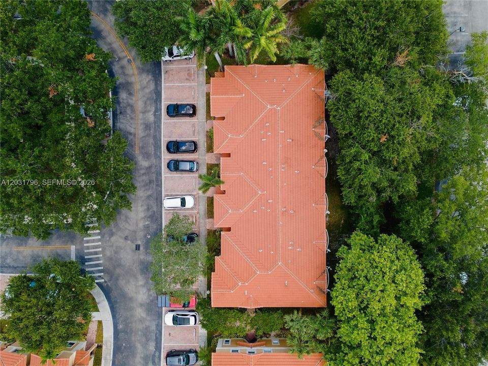 En Venta: $399,999 (3 camas, 3 baños, 1270 Pies cuadrados)