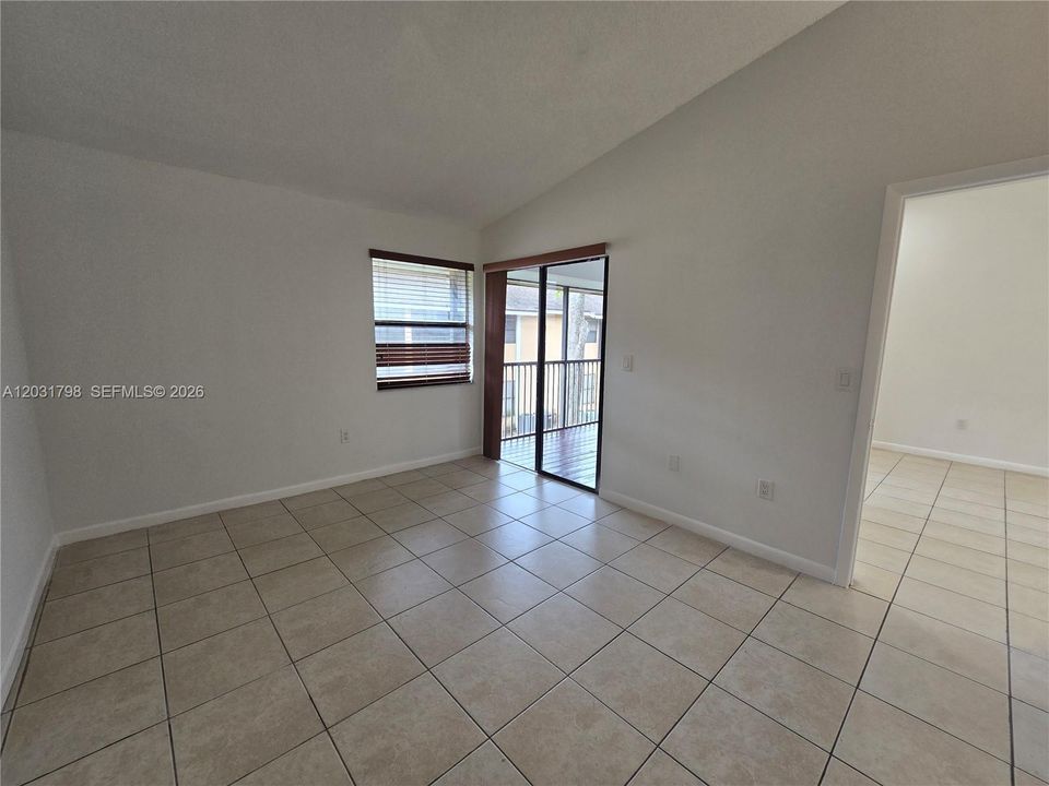 For Rent: $2,300 (2 beds, 2 baths, 1210 Square Feet)