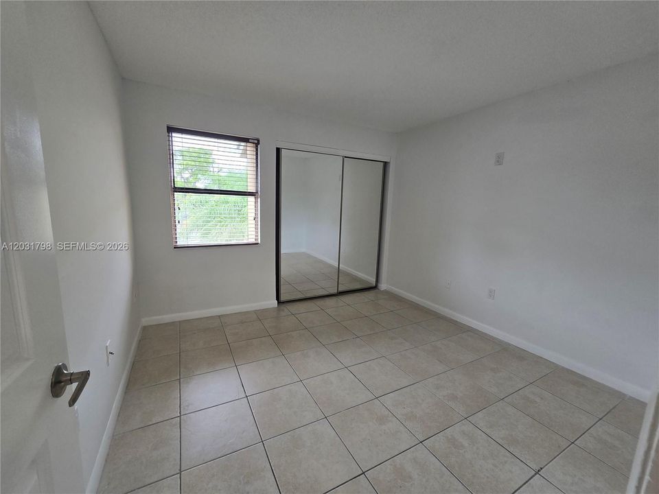 For Rent: $2,300 (2 beds, 2 baths, 1210 Square Feet)