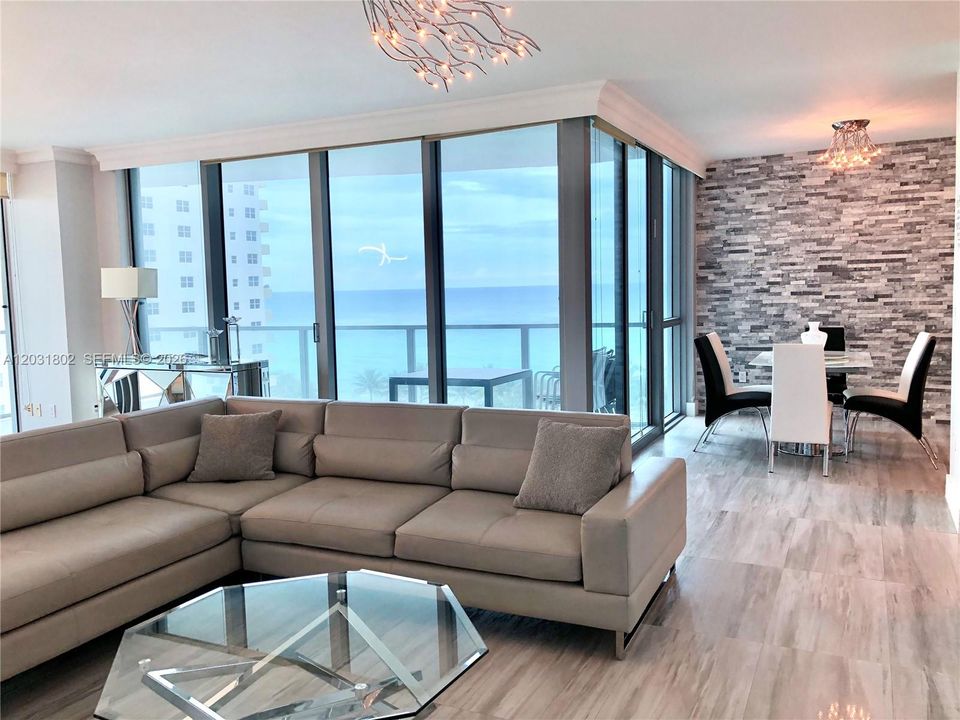 For Sale: $1,800,000 (3 beds, 3 baths, 2308 Square Feet)