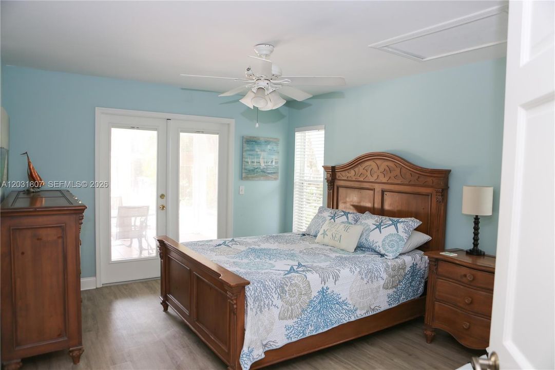 For Sale: $799,000 (4 beds, 3 baths, 2389 Square Feet)