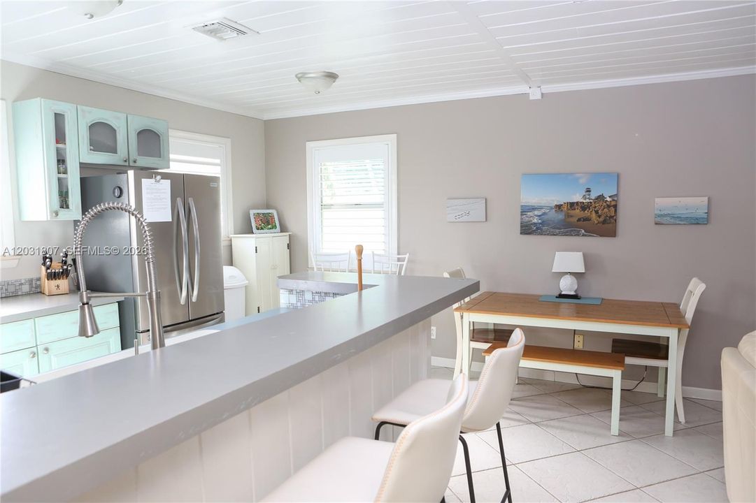For Sale: $799,000 (4 beds, 3 baths, 2389 Square Feet)