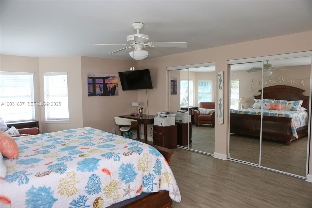 For Sale: $799,000 (4 beds, 3 baths, 2389 Square Feet)