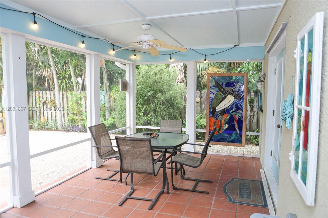 For Sale: $799,000 (4 beds, 3 baths, 2389 Square Feet)