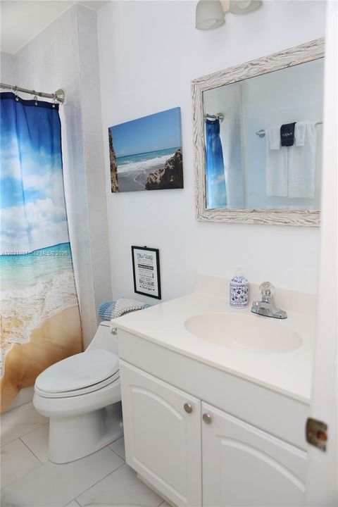 For Sale: $799,000 (4 beds, 3 baths, 2389 Square Feet)