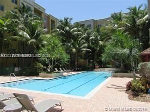 For Rent: $3,200 (3 beds, 2 baths, 1164 Square Feet)