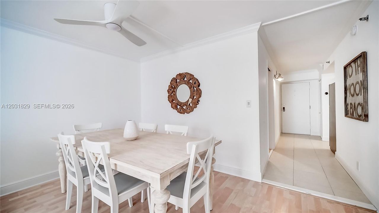 For Rent: $4,500 (2 beds, 2 baths, 1121 Square Feet)