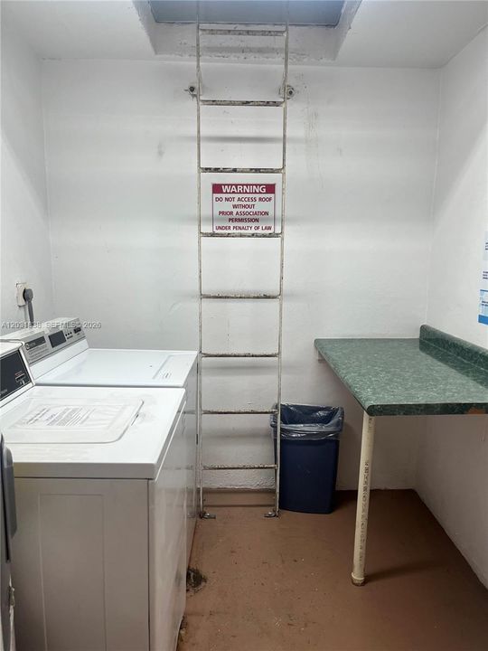 For Rent: $2,700 (2 beds, 2 baths, 1100 Square Feet)