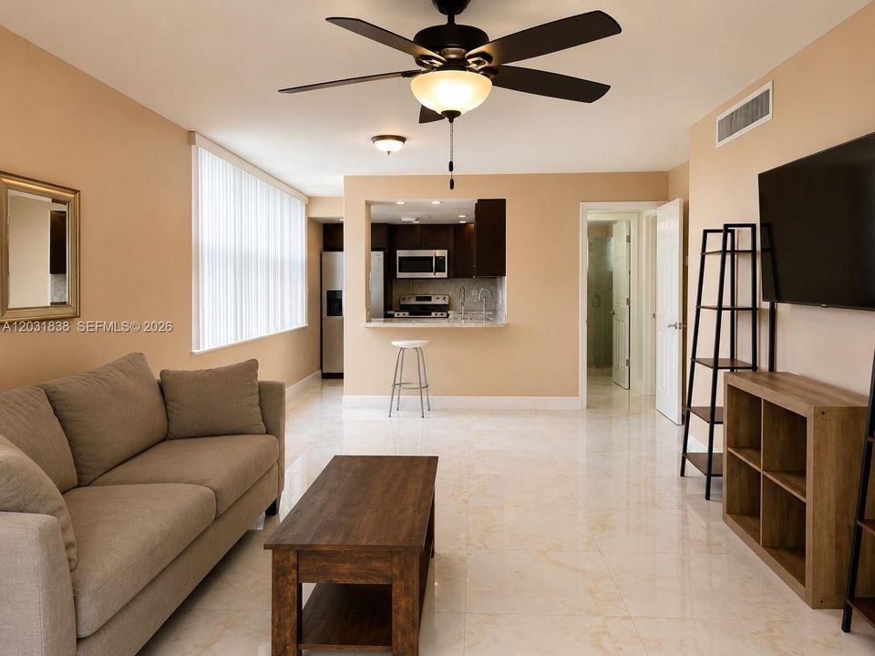 For Rent: $2,700 (2 beds, 2 baths, 1100 Square Feet)