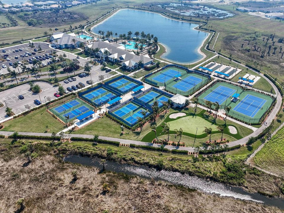 DelWebbTraditionsAmenityAerials2025(52)
