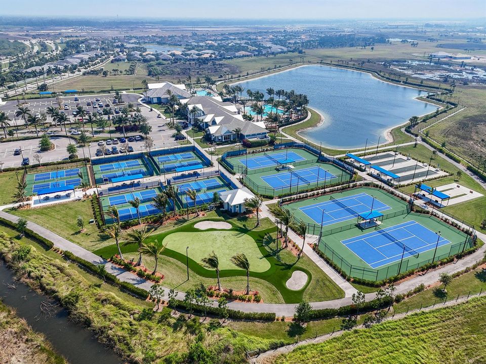 DelWebbTraditionsAmenityAerials2025(39)