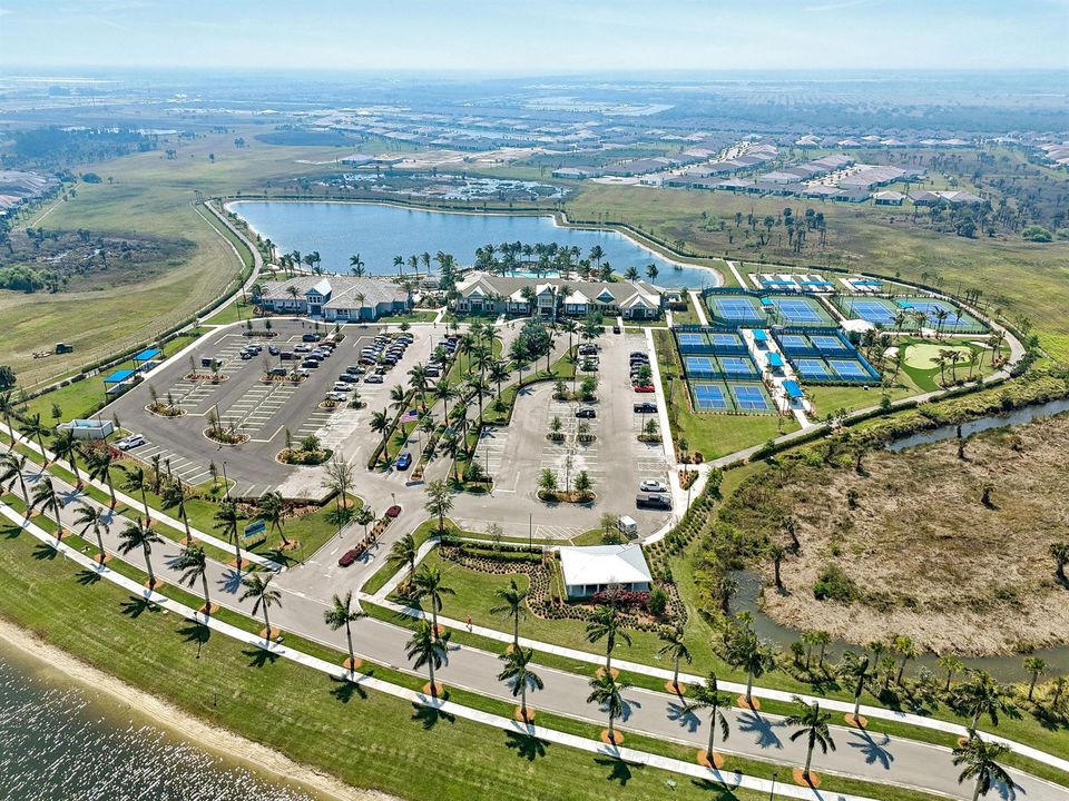 DelWebbTraditionsAmenityAerials2025(49)
