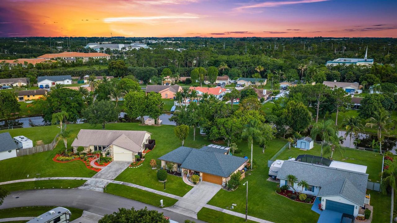 113 Cordoba Cir-40