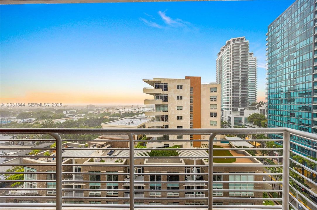 For Sale: $564,888 (0 beds, 1 baths, 462 Square Feet)