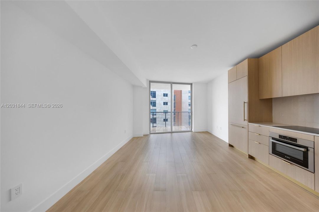 For Sale: $564,888 (0 beds, 1 baths, 462 Square Feet)