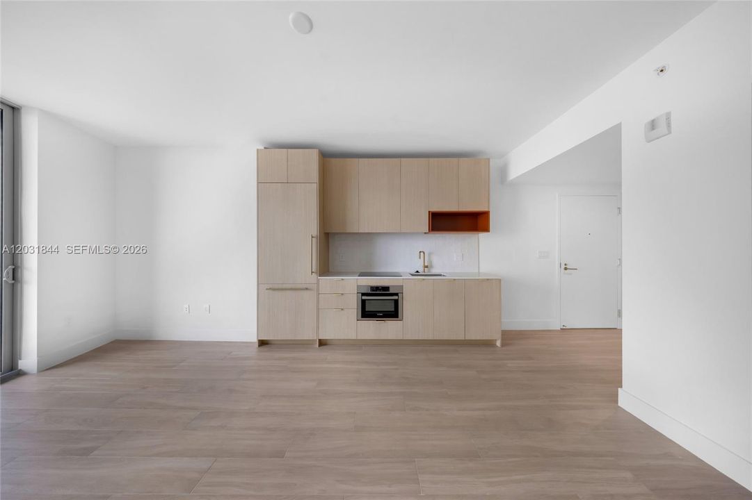 For Sale: $564,888 (0 beds, 1 baths, 462 Square Feet)