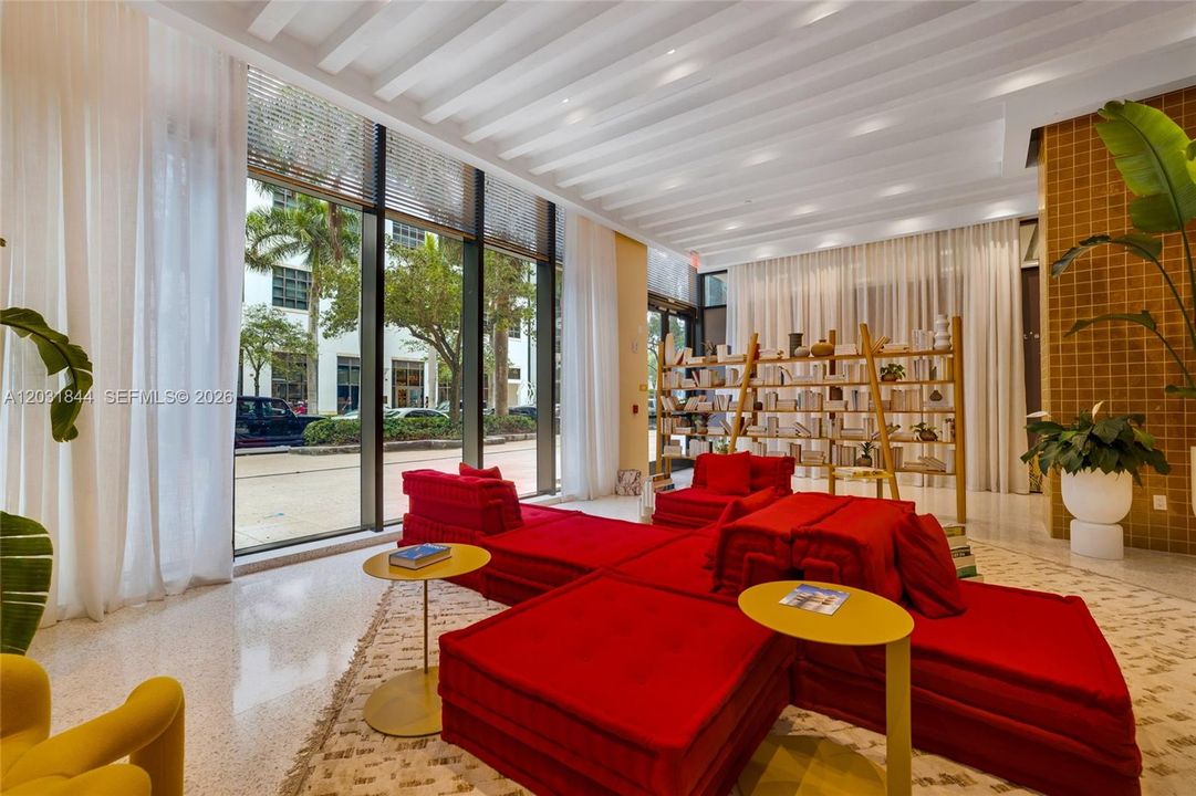 For Sale: $564,888 (0 beds, 1 baths, 462 Square Feet)