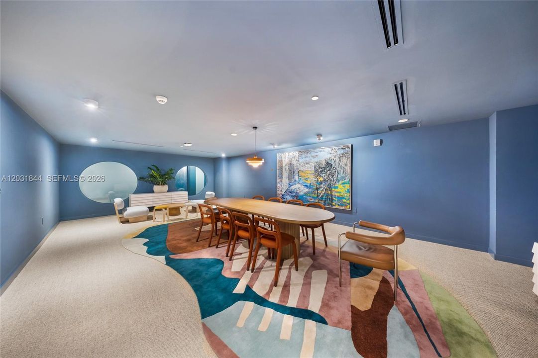 For Sale: $564,888 (0 beds, 1 baths, 462 Square Feet)