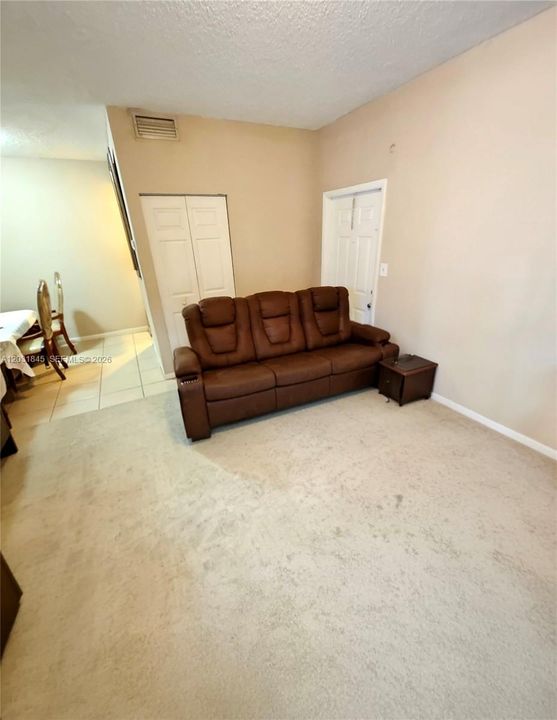 For Sale: $209,900 (2 beds, 2 baths, 807 Square Feet)