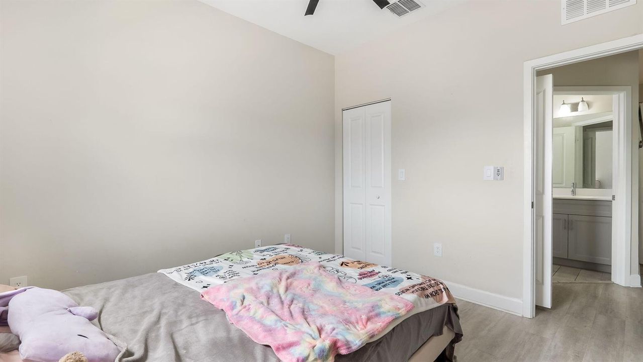 32-web-or-mls-DSC00255