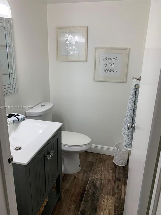 1/2 bath
