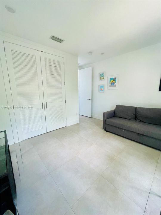 For Rent: $6,000 (3 beds, 3 baths, 2188 Square Feet)